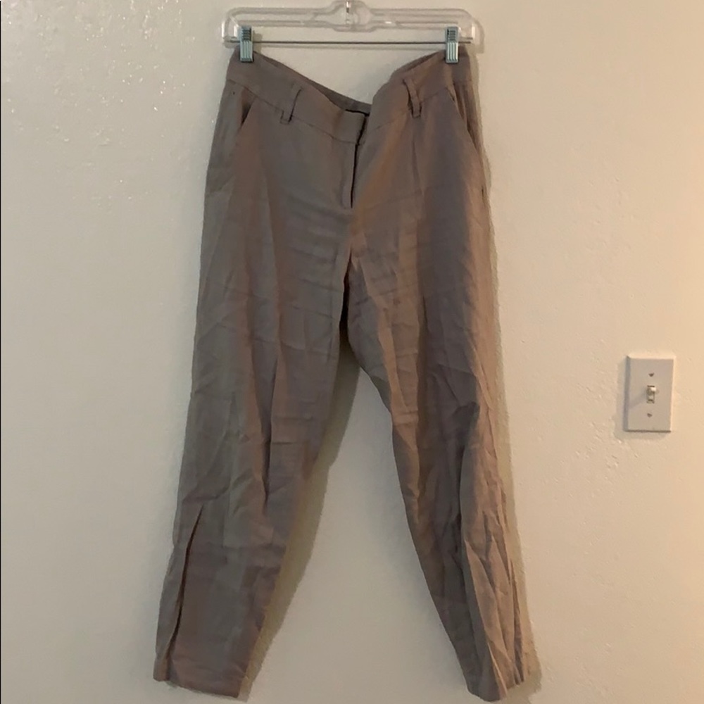 Ann Taylor tailored pants- size 4.